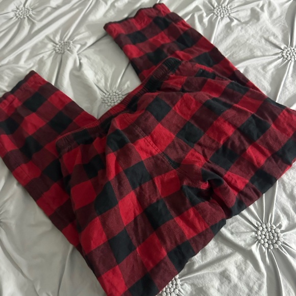 Roots Red and Black Plaid Pajamas - Picture 3 of 3